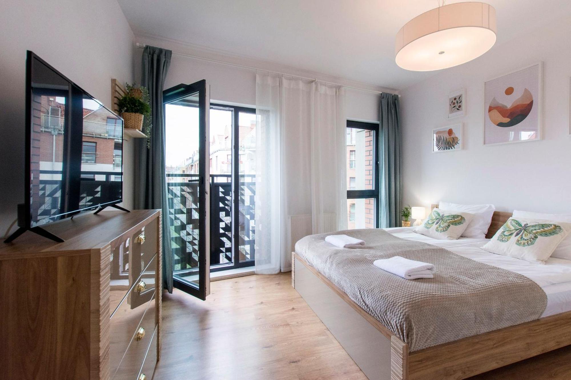 City Center - Aura By Apartmore Gdansk Exterior photo