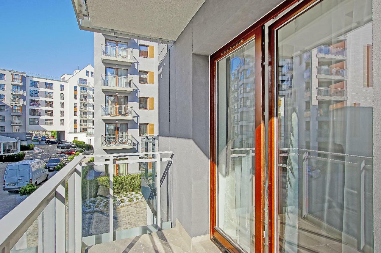 City Center - Aura By Apartmore Gdansk Exterior photo